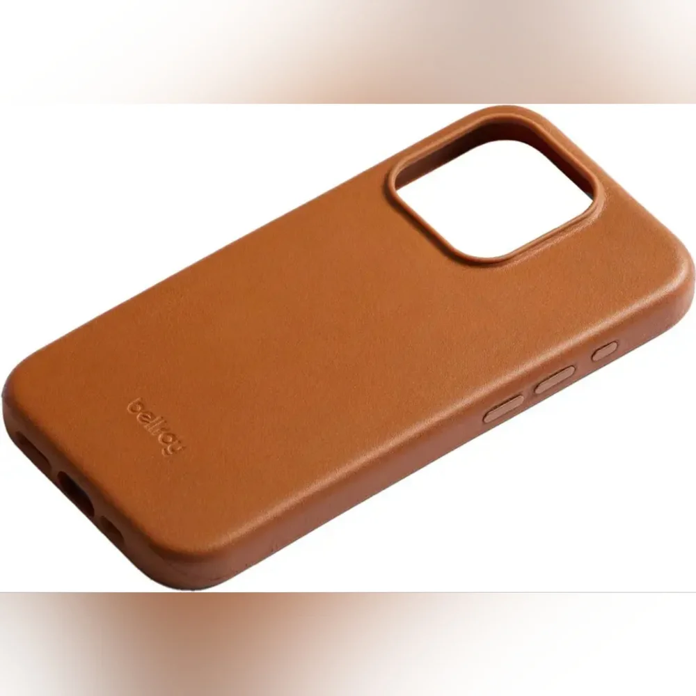 Bellroy Leather Case For iPhone 15 Pro Max (6.7") 3 Card Terracotta New In Box - Picture 3 of 16